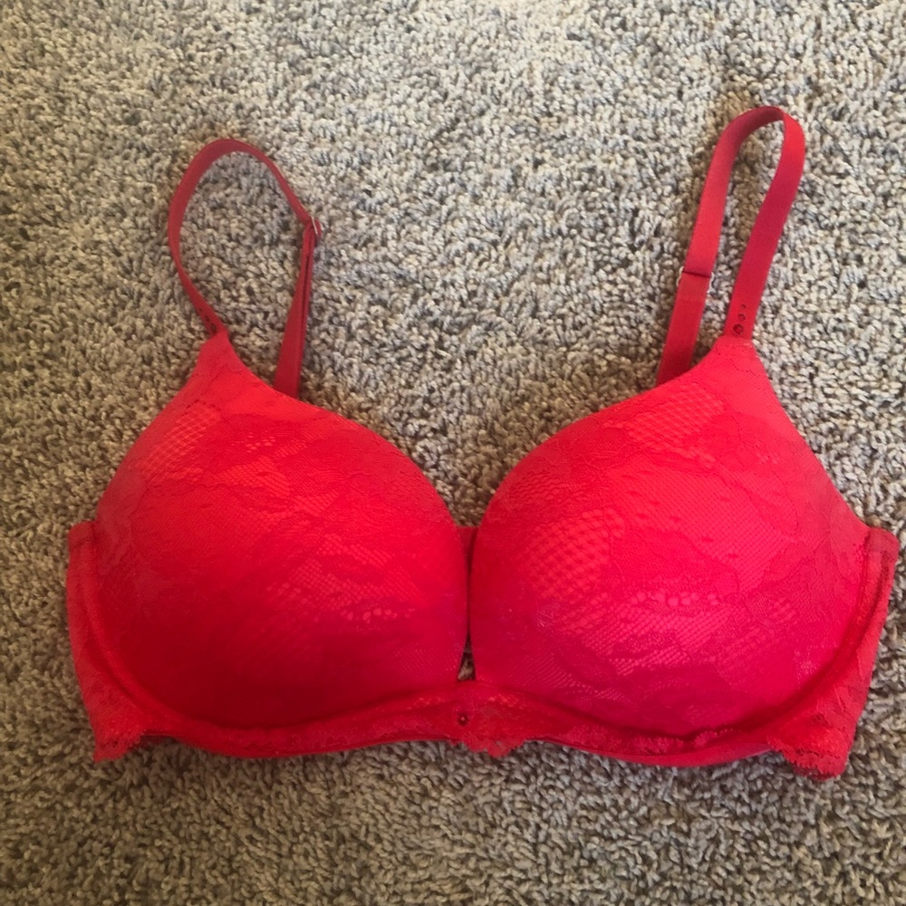 Victoria’s Secret Biofit push up 34D